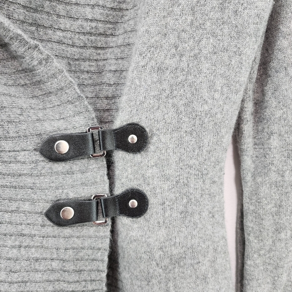 Cynthia Rowley Women's 100% Cashmere Buckle Closure Cardigan - S - Picture 4 of 6